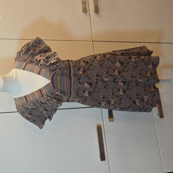 VTG Betsy Johnson Silk Floral Striped Ruffle Black Label Dress Size 4 - Picture 1 of 16